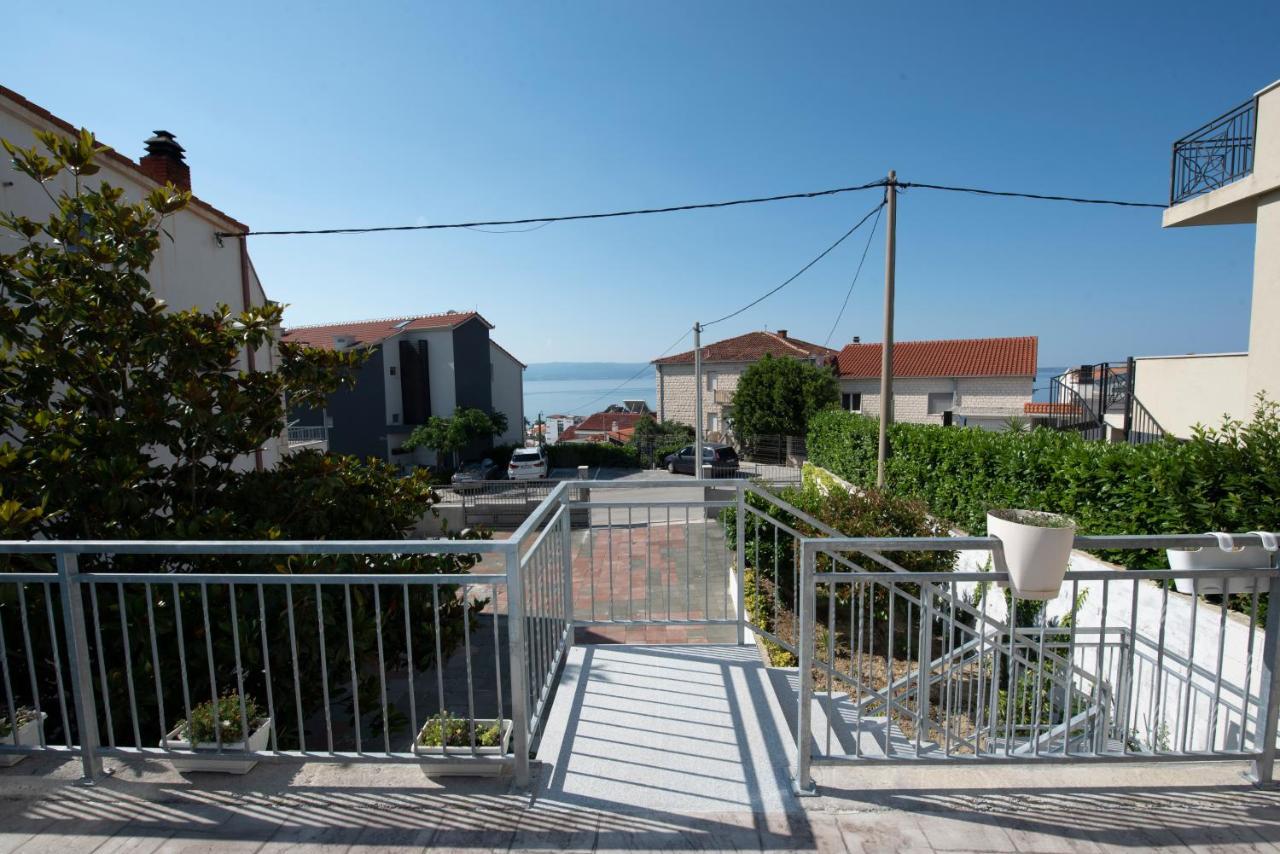 Apartments Bevanda Podstrana Exterior foto