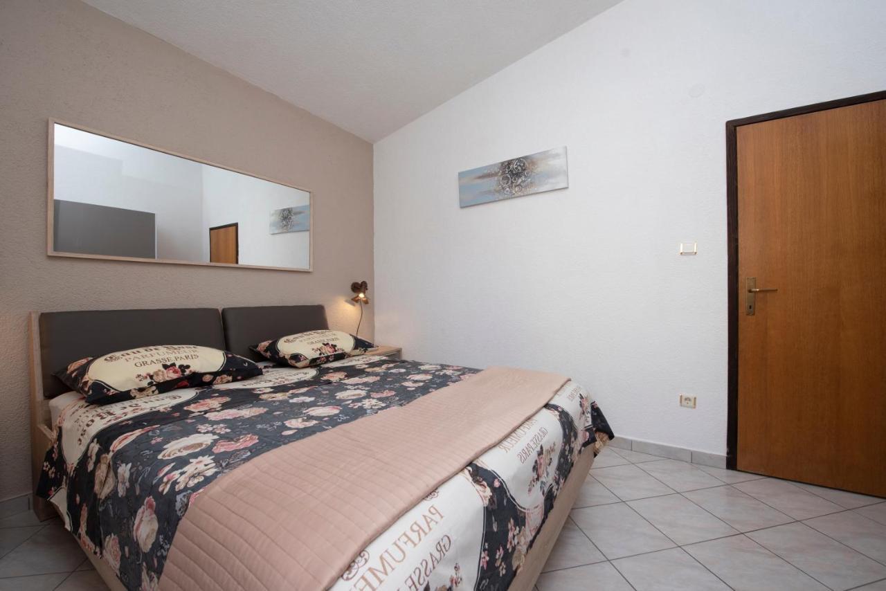 Apartments Bevanda Podstrana Exterior foto