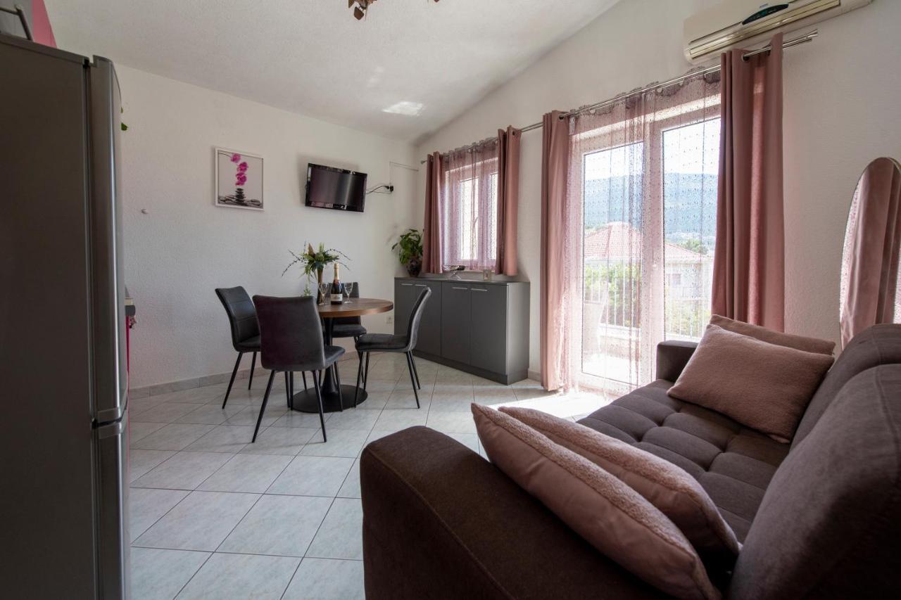 Apartments Bevanda Podstrana Exterior foto