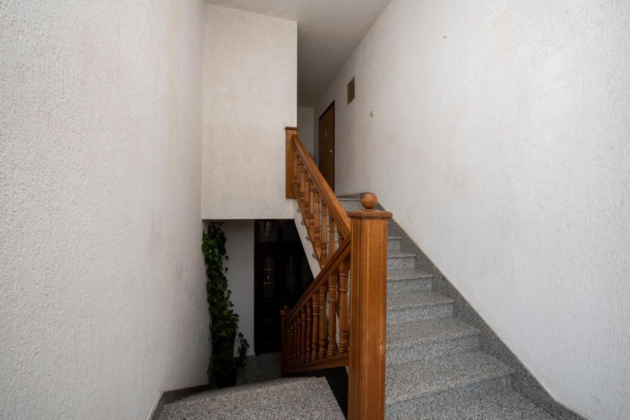 Apartments Bevanda Podstrana Exterior foto